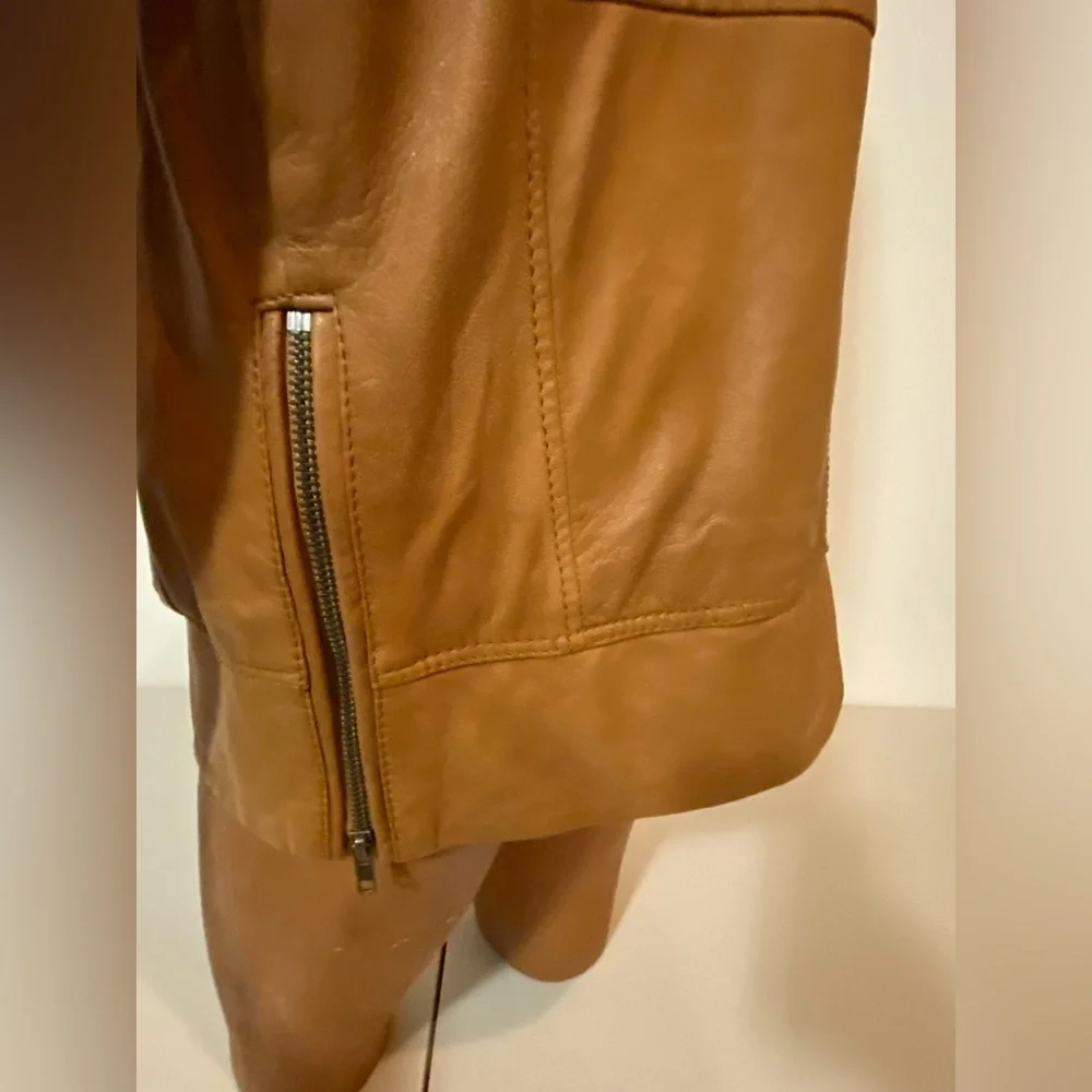 Diesel Lisardo jacket (Large) Burnt Orange
New with tags - Picture 8 of 16